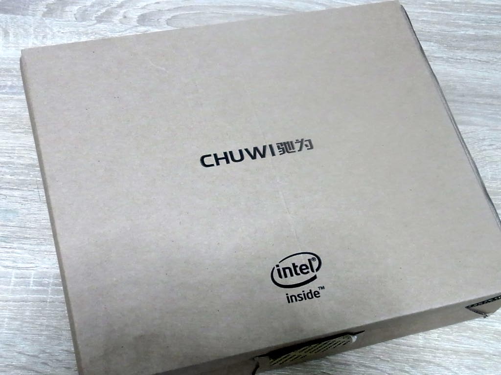 Chuwi Lapbook 梱包箱